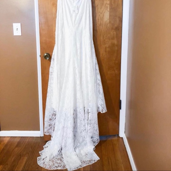 Wedding dress, size 4 - Picture 4 of 5